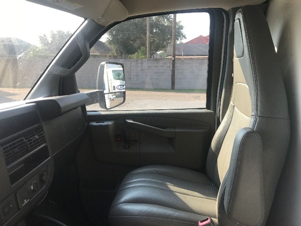 Light Duty Box Truck-Light and Medium Duty Trucks-GMC-2021-Savana G33903-Pharr-TX-110,100\n\t\tmiles-$ 26,500 - Image 19