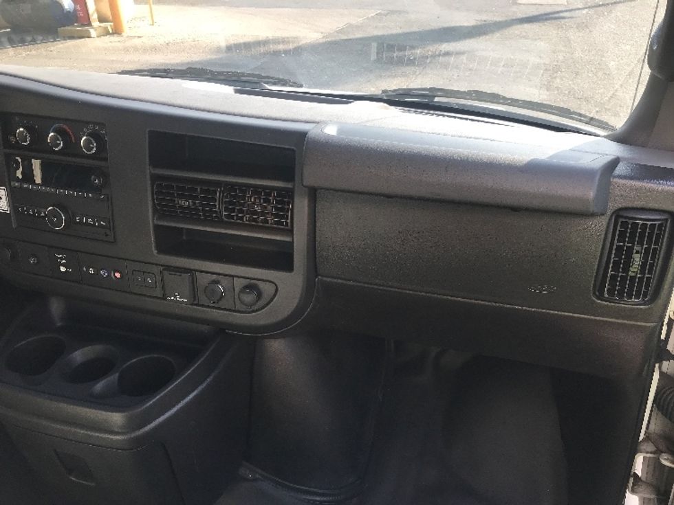 Light Duty Box Truck-Light and Medium Duty Trucks-GMC-2021-Savana G33903-Pharr-TX-110,100\n\t\tmiles-$ 26,500 - Image 21