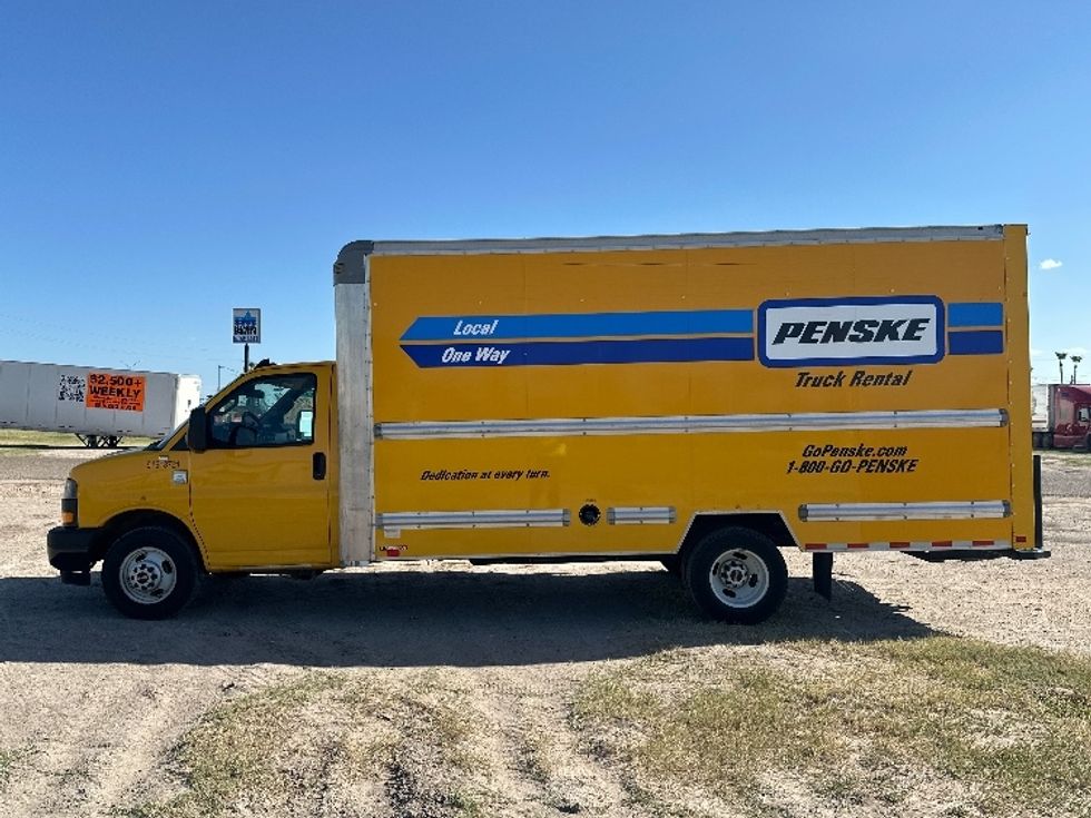 Light Duty Box Truck-Light and Medium Duty Trucks-GMC-2021-Savana G33903-Pharr-TX-78,440\n\t\tmiles-$ 27,500 - Image 4