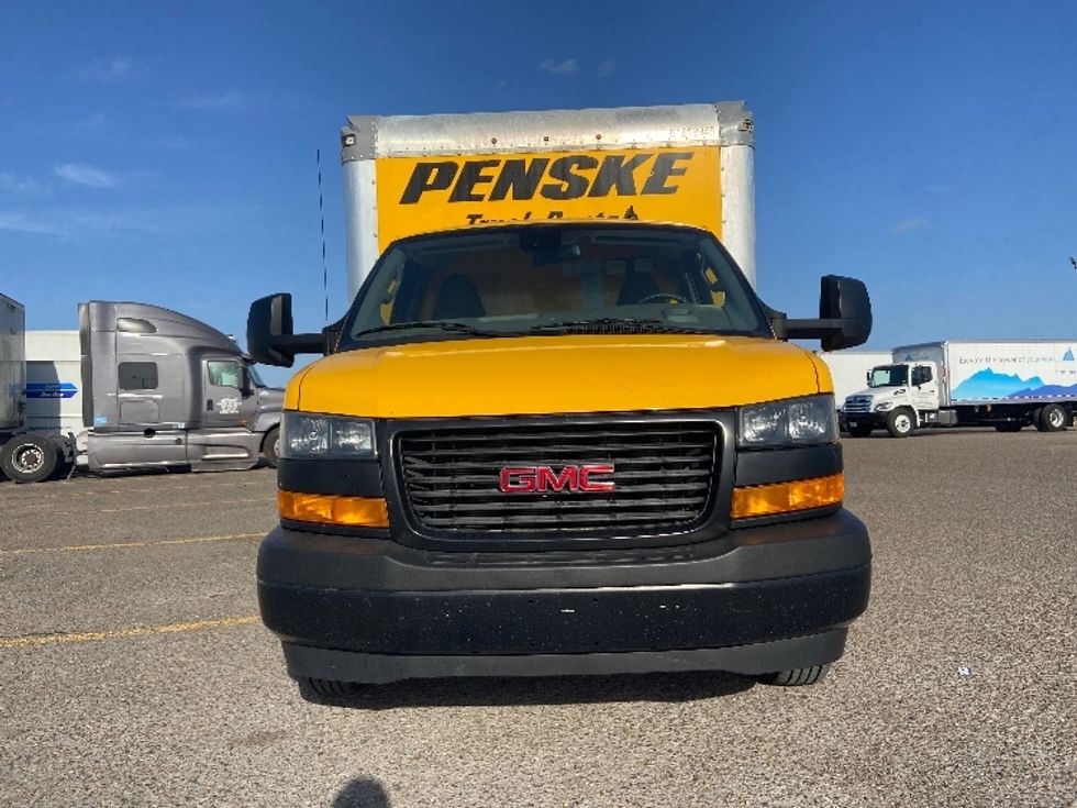 Light Duty Box Truck-Light and Medium Duty Trucks-GMC-2021-Savana G33903-Pharr-TX-79,180\n\t\tmiles-$ 28,250 - Image 2