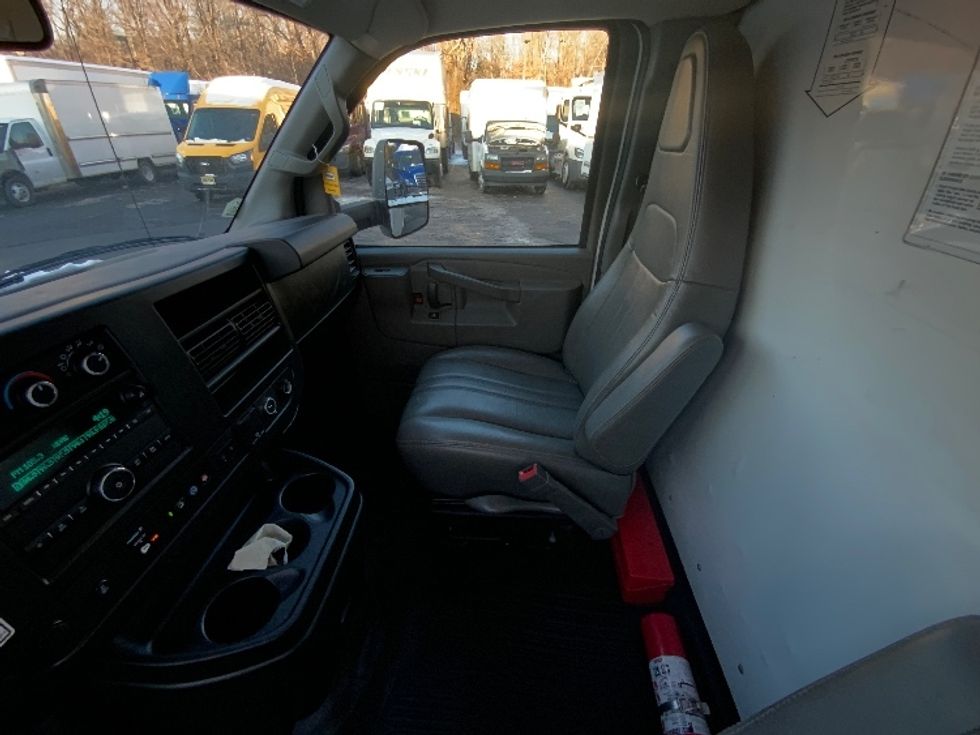 Light Duty Box Truck-Light and Medium Duty Trucks-GMC-2021-Savana G33903-Philadelphia-PA-101,149\n\t\tmiles-$ 28,500 - Image 19