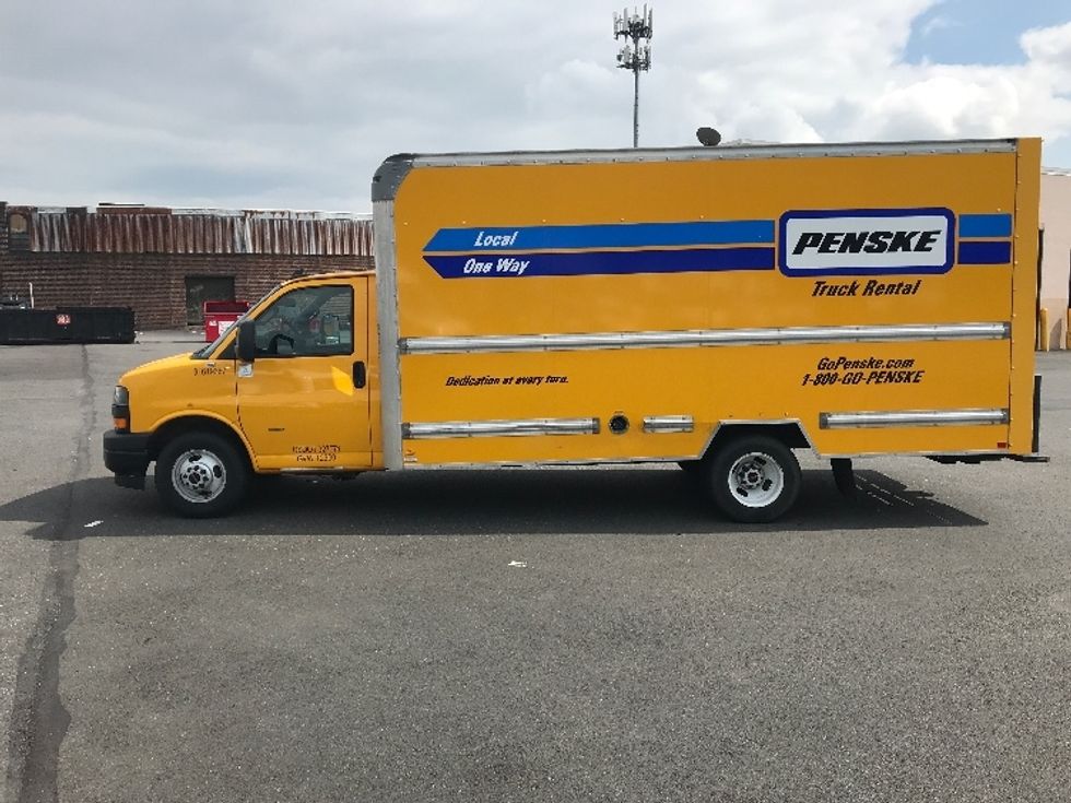 Light Duty Box Truck-Light and Medium Duty Trucks-GMC-2021-Savana G33903-Philadelphia-PA-105,787\n\t\tmiles-$ 23,500 - Image 4