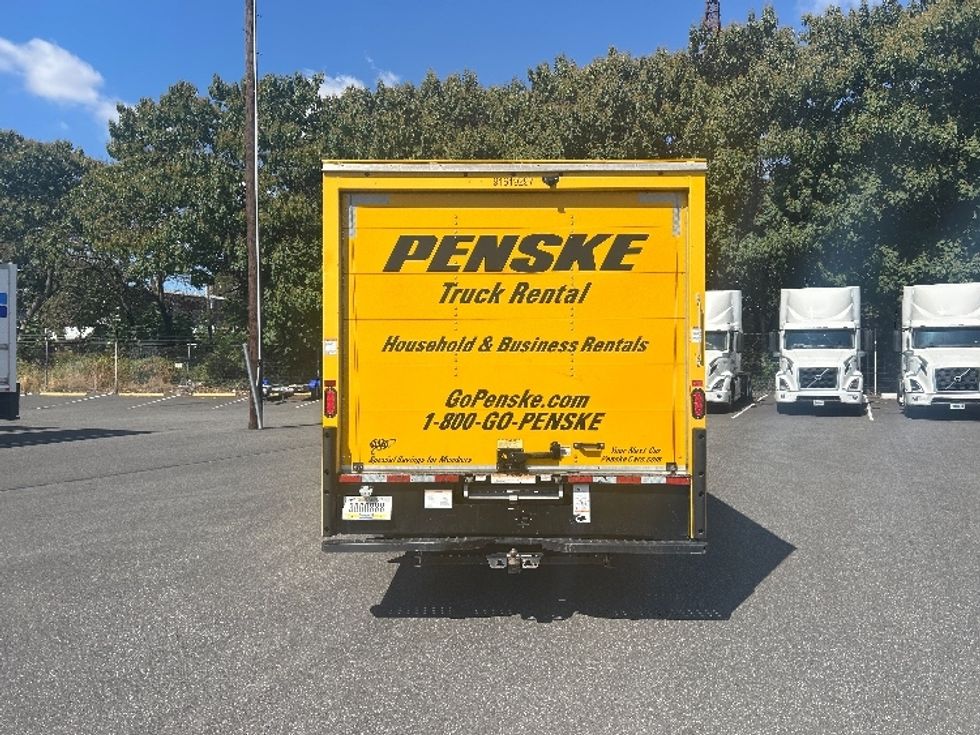Light Duty Box Truck-Light and Medium Duty Trucks-GMC-2021-Savana G33903-Philadelphia-PA-115,794\n\t\tmiles-$ 22,250 - Image 7