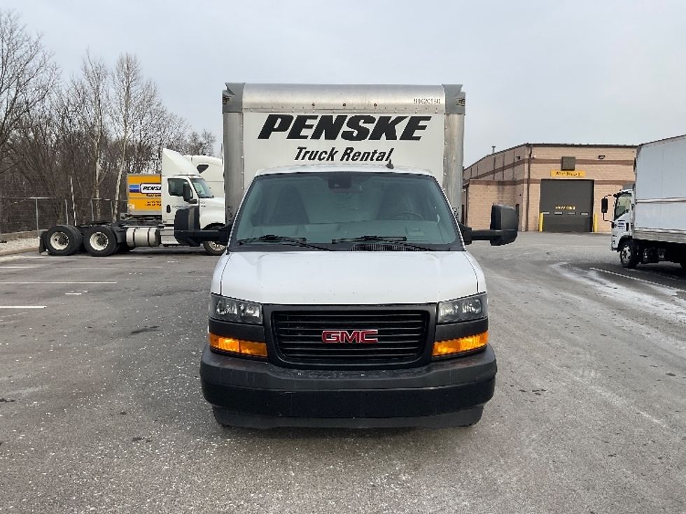 Light Duty Box Truck-Light and Medium Duty Trucks-GMC-2021-Savana G33903-Philadelphia-PA-86,790\n\t\tmiles-$ 30,000 - Image 2