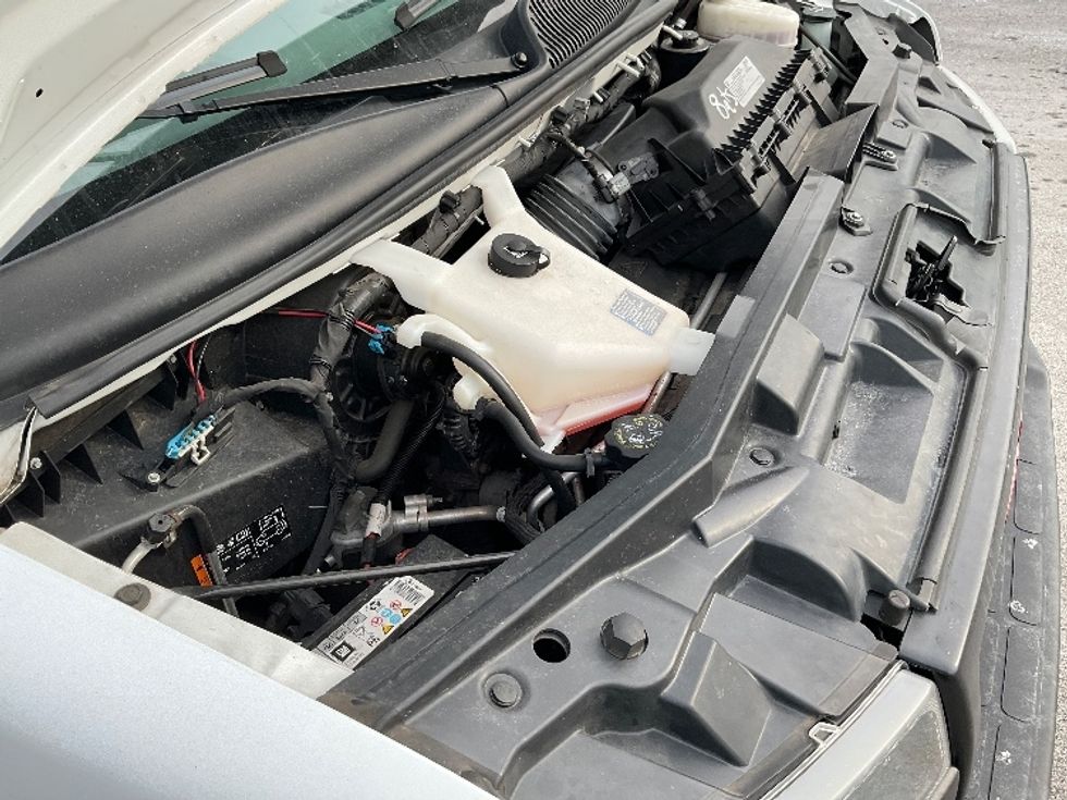 Light Duty Box Truck-Light and Medium Duty Trucks-GMC-2021-Savana G33903-Philadelphia-PA-86,790\n\t\tmiles-$ 30,000 - Image 23