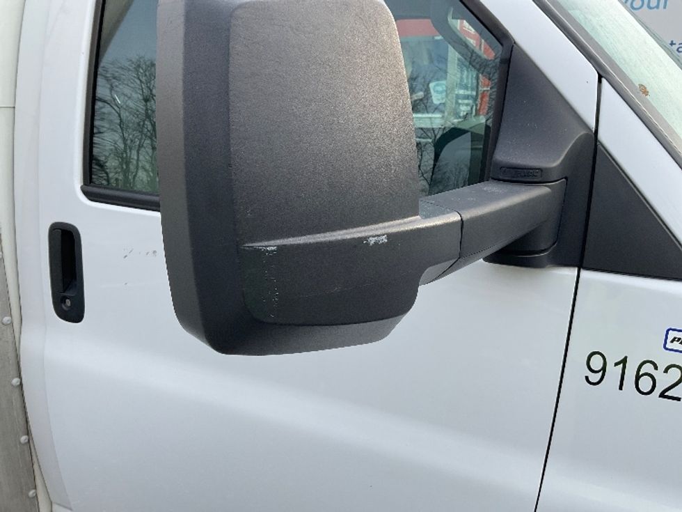 Light Duty Box Truck-Light and Medium Duty Trucks-GMC-2021-Savana G33903-Philadelphia-PA-86,790\n\t\tmiles-$ 30,000 - Image 27