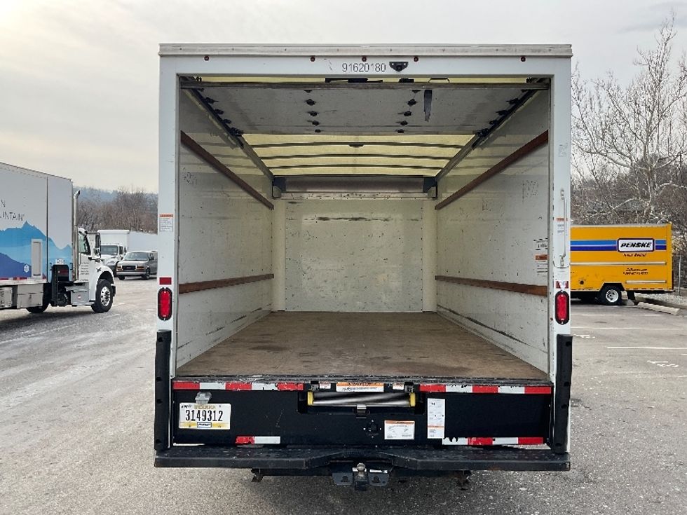 Light Duty Box Truck-Light and Medium Duty Trucks-GMC-2021-Savana G33903-Philadelphia-PA-86,790\n\t\tmiles-$ 30,000 - Image 8
