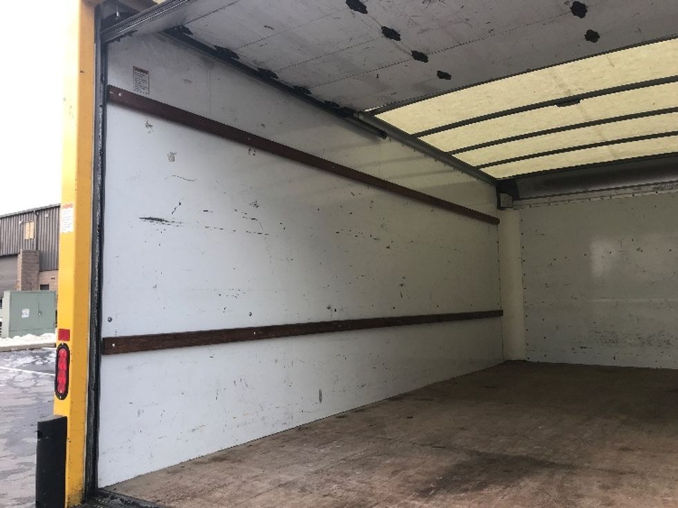Light Duty Box Truck-Light and Medium Duty Trucks-GMC-2021-Savana G33903-Philadelphia-PA-87,971\n\t\tmiles-$ 27,000 - Image 11