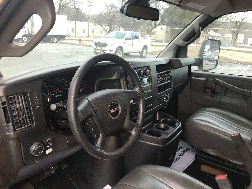 Light Duty Box Truck-Light and Medium Duty Trucks-GMC-2021-Savana G33903-Philadelphia-PA-87,971\n\t\tmiles-$ 27,000 - Image 17