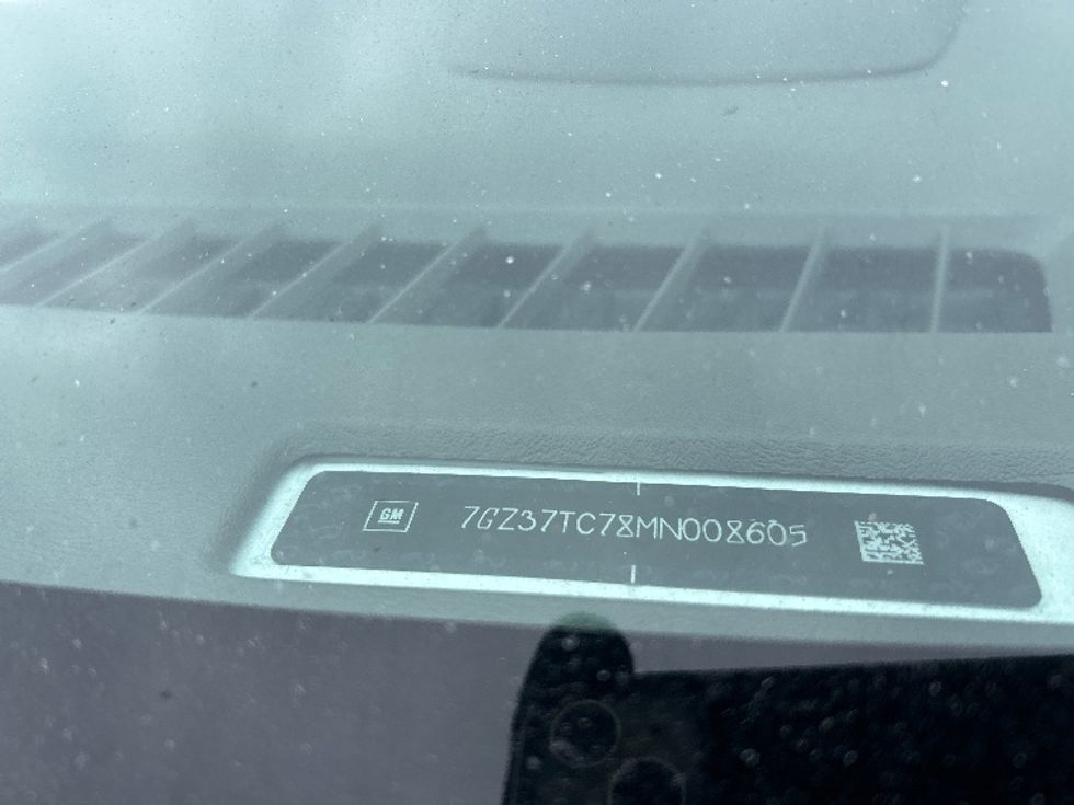 Light Duty Box Truck-Light and Medium Duty Trucks-GMC-2021-Savana G33903-Philadelphia-PA-89,036\n\t\tmiles-$ 29,750 - Image 25