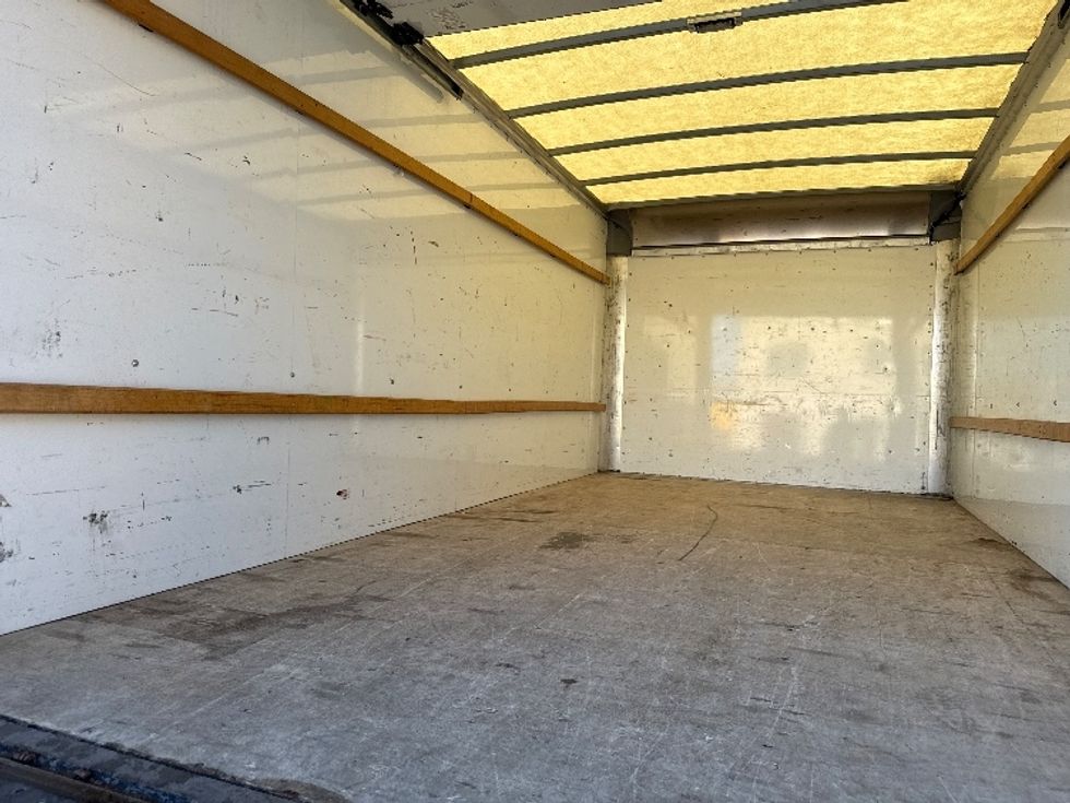 Light Duty Box Truck-Light and Medium Duty Trucks-GMC-2021-Savana G33903-Phoenix-AZ-101,194\n\t\tmiles-$ 27,000 - Image 10