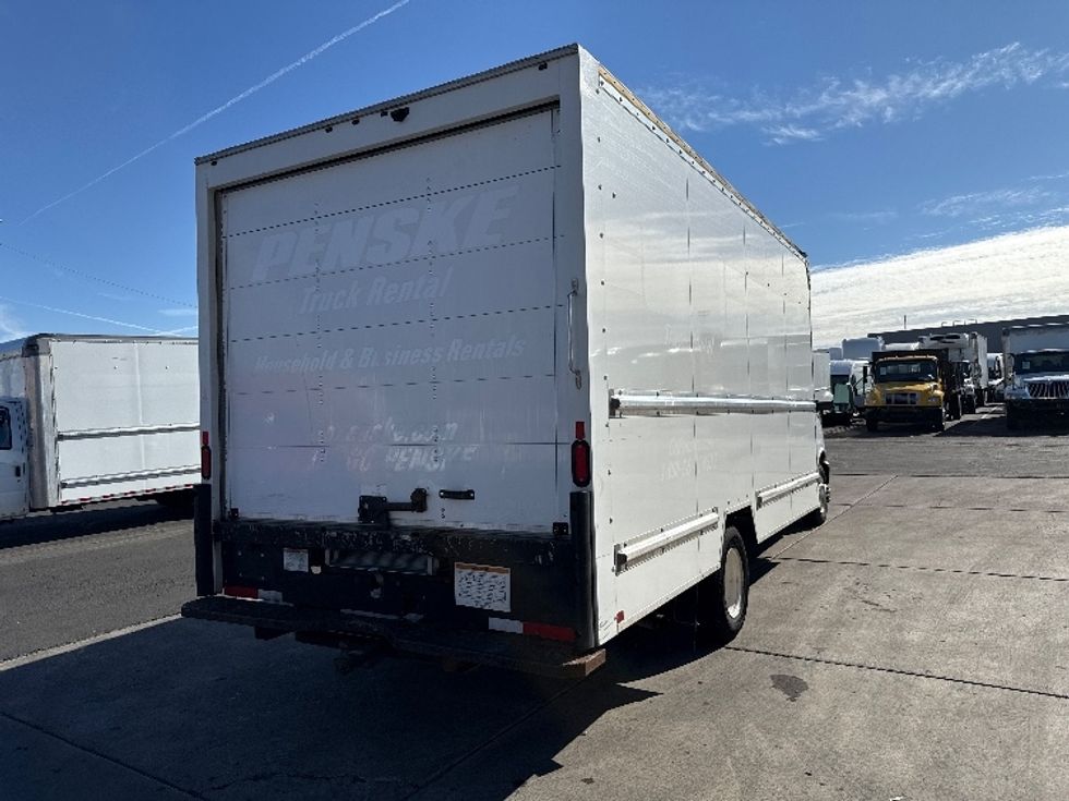 Light Duty Box Truck-Light and Medium Duty Trucks-GMC-2021-Savana G33903-Phoenix-AZ-101,194\n\t\tmiles-$ 27,000 - Image 12