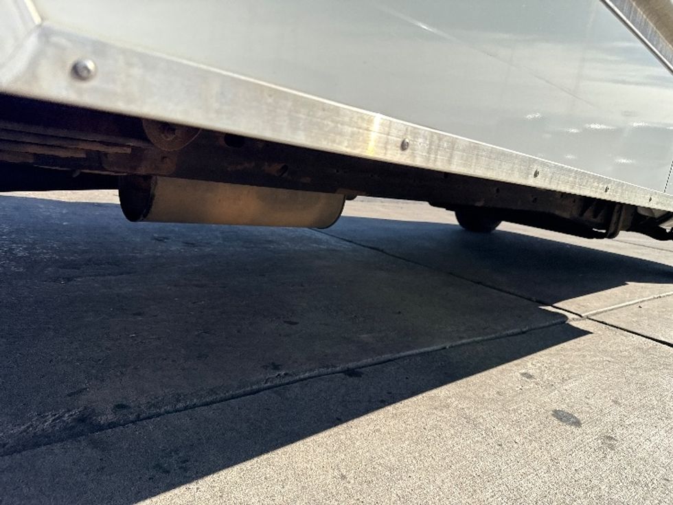 Light Duty Box Truck-Light and Medium Duty Trucks-GMC-2021-Savana G33903-Phoenix-AZ-101,194\n\t\tmiles-$ 27,000 - Image 13