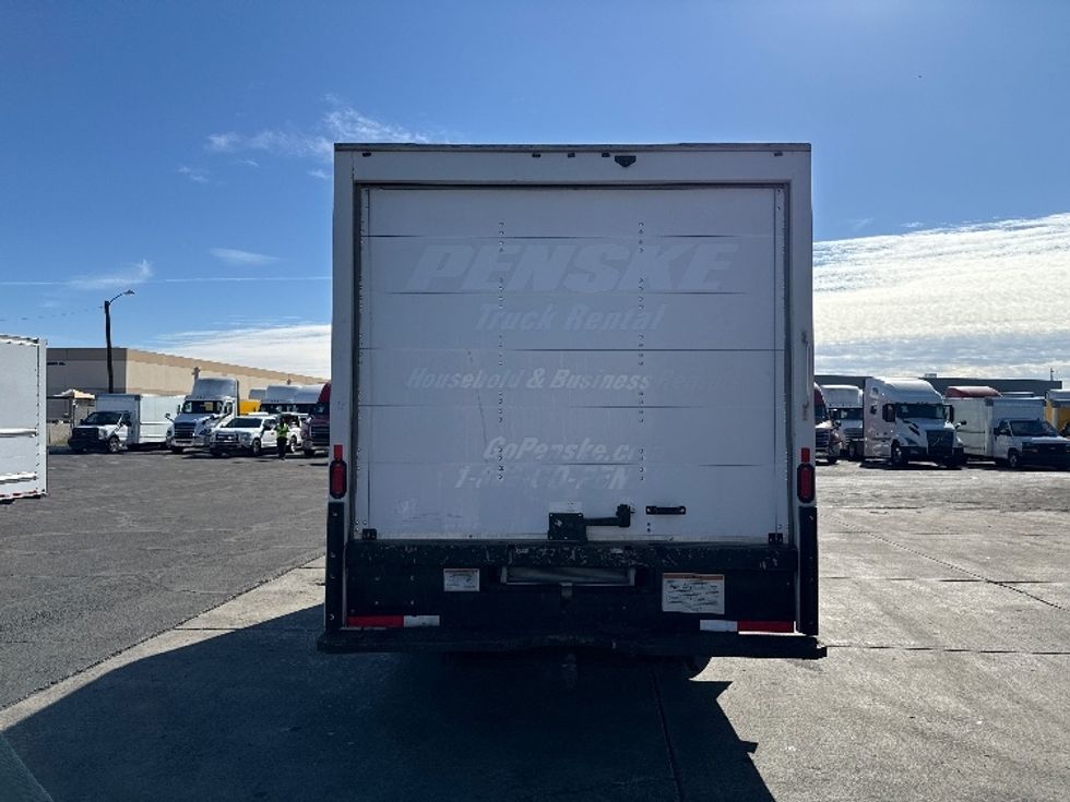 Light Duty Box Truck-Light and Medium Duty Trucks-GMC-2021-Savana G33903-Phoenix-AZ-101,194\n\t\tmiles-$ 27,000 - Image 7