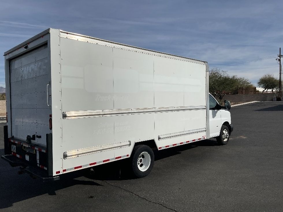Light Duty Box Truck-Light and Medium Duty Trucks-GMC-2021-Savana G33903-Phoenix-AZ-105,010\n\t\tmiles-$ 26,750 - Image 12