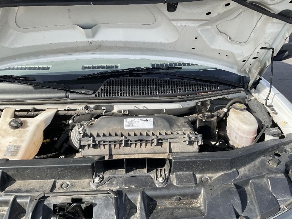 Light Duty Box Truck-Light and Medium Duty Trucks-GMC-2021-Savana G33903-Phoenix-AZ-105,010\n\t\tmiles-$ 26,750 - Image 23