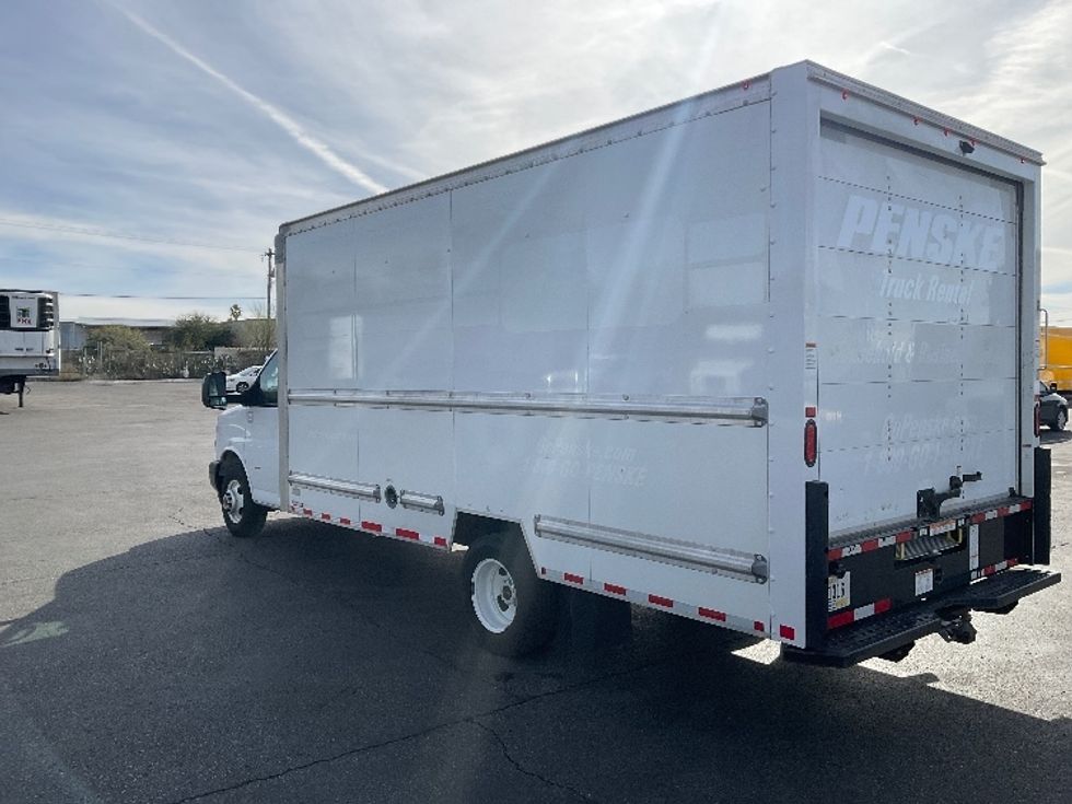 Light Duty Box Truck-Light and Medium Duty Trucks-GMC-2021-Savana G33903-Phoenix-AZ-105,010\n\t\tmiles-$ 26,750 - Image 6