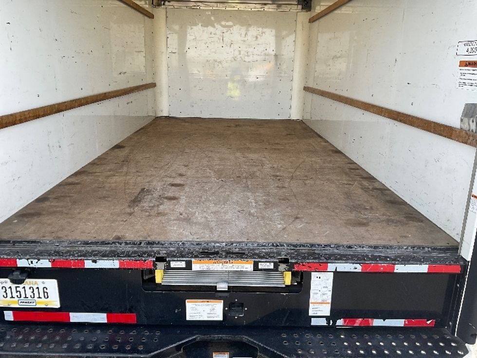 Light Duty Box Truck-Light and Medium Duty Trucks-GMC-2021-Savana G33903-Phoenix-AZ-105,010\n\t\tmiles-$ 26,750 - Image 9