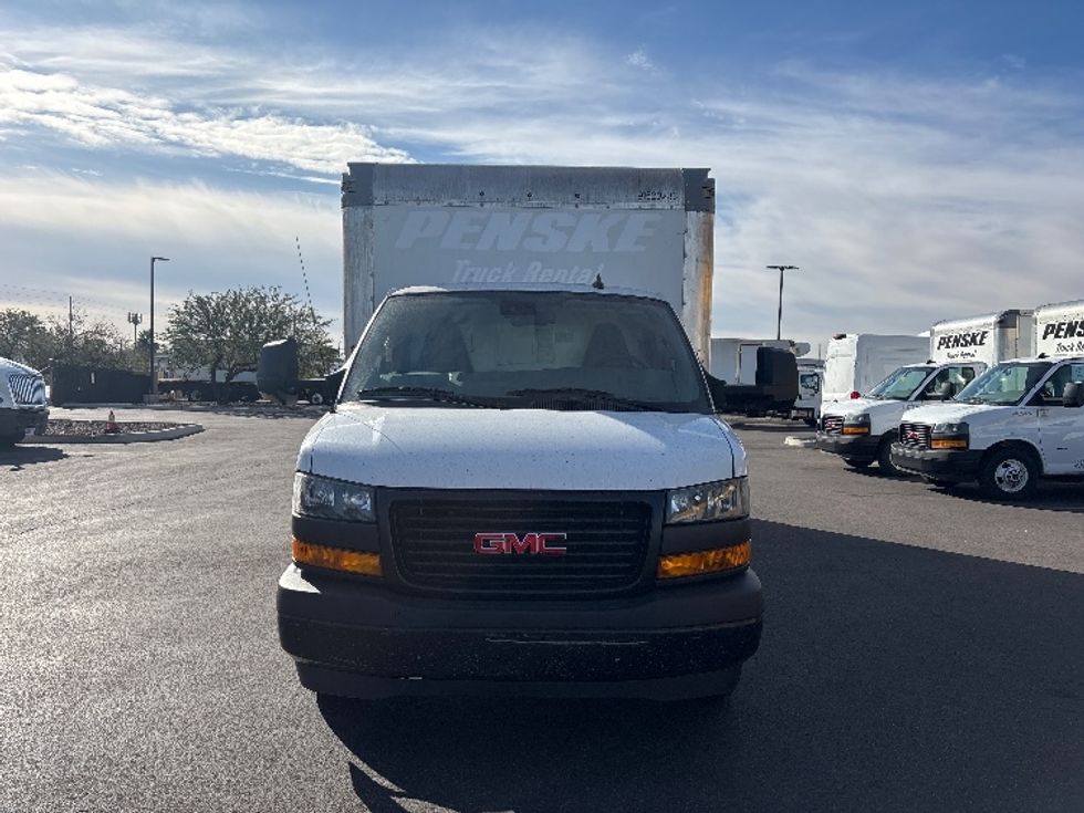 Light Duty Box Truck-Light and Medium Duty Trucks-GMC-2021-Savana G33903-Phoenix-AZ-107,400\n\t\tmiles-$ 26,500 - Image 2
