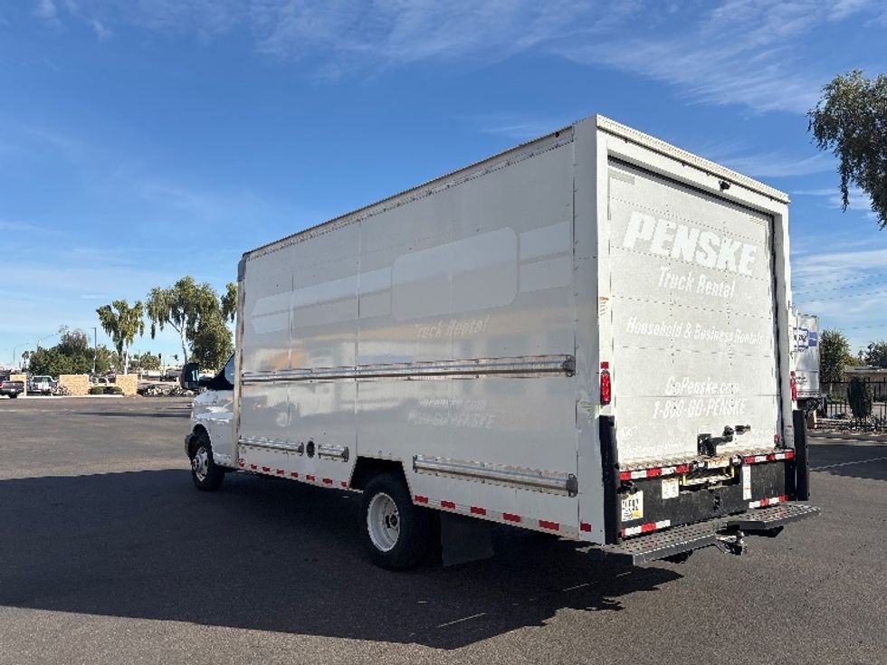 Light Duty Box Truck-Light and Medium Duty Trucks-GMC-2021-Savana G33903-Phoenix-AZ-107,400\n\t\tmiles-$ 26,500 - Image 6