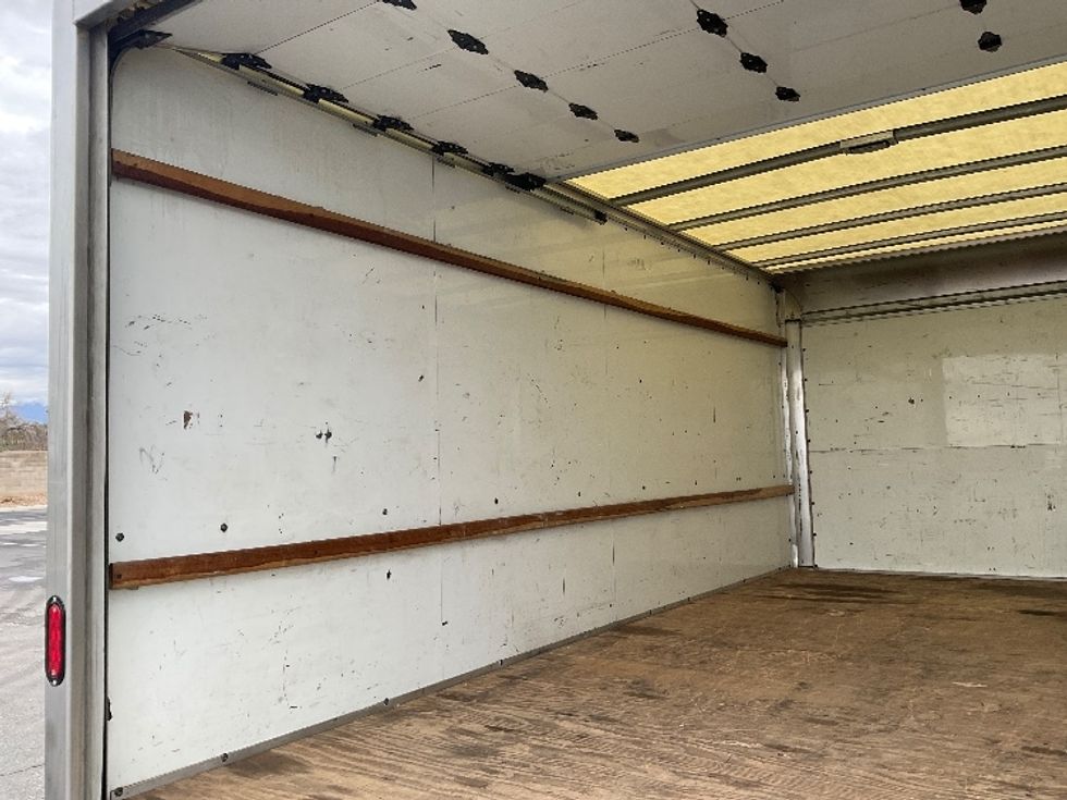 Light Duty Box Truck-Light and Medium Duty Trucks-GMC-2021-Savana G33903-Phoenix-AZ-108,213\n\t\tmiles-$ 26,250 - Image 10