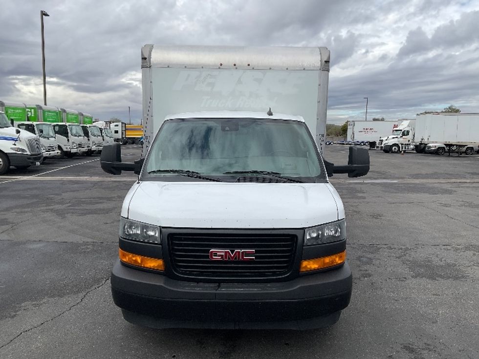 Light Duty Box Truck-Light and Medium Duty Trucks-GMC-2021-Savana G33903-Phoenix-AZ-108,213\n\t\tmiles-$ 26,250 - Image 2
