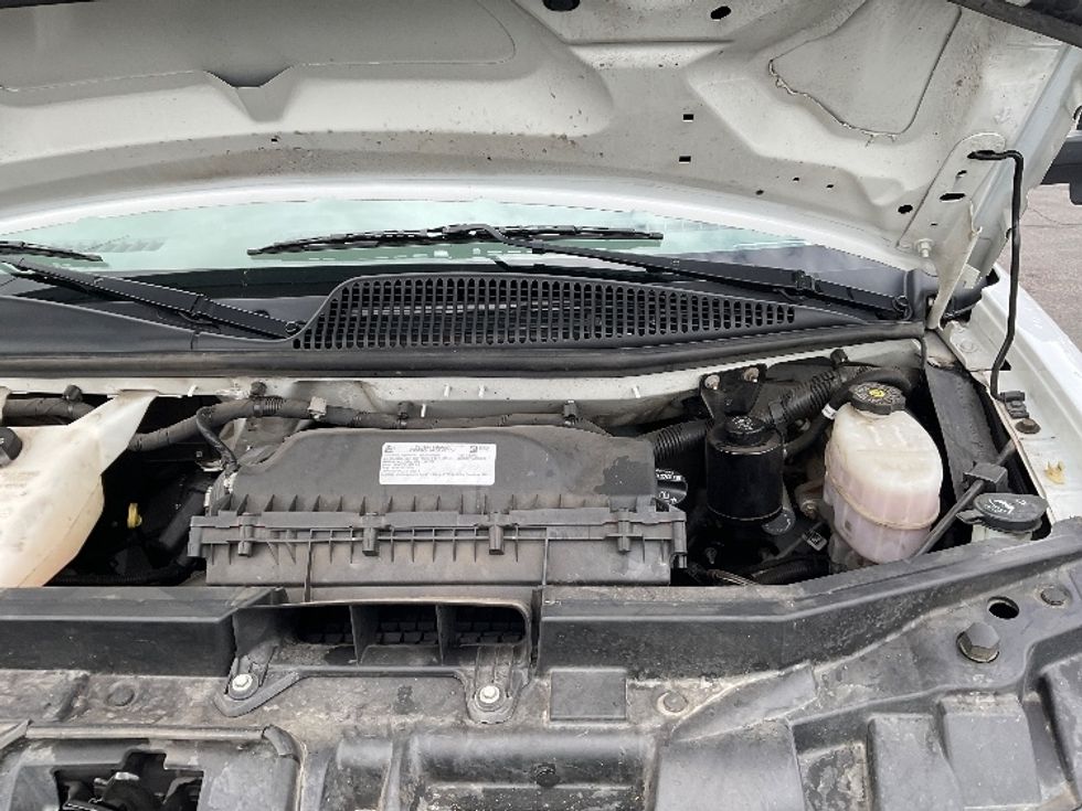 Light Duty Box Truck-Light and Medium Duty Trucks-GMC-2021-Savana G33903-Phoenix-AZ-108,213\n\t\tmiles-$ 26,250 - Image 23