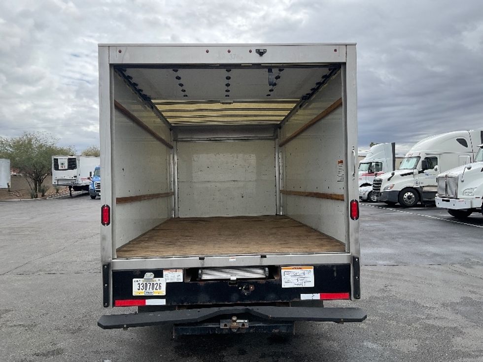 Light Duty Box Truck-Light and Medium Duty Trucks-GMC-2021-Savana G33903-Phoenix-AZ-108,213\n\t\tmiles-$ 26,250 - Image 8