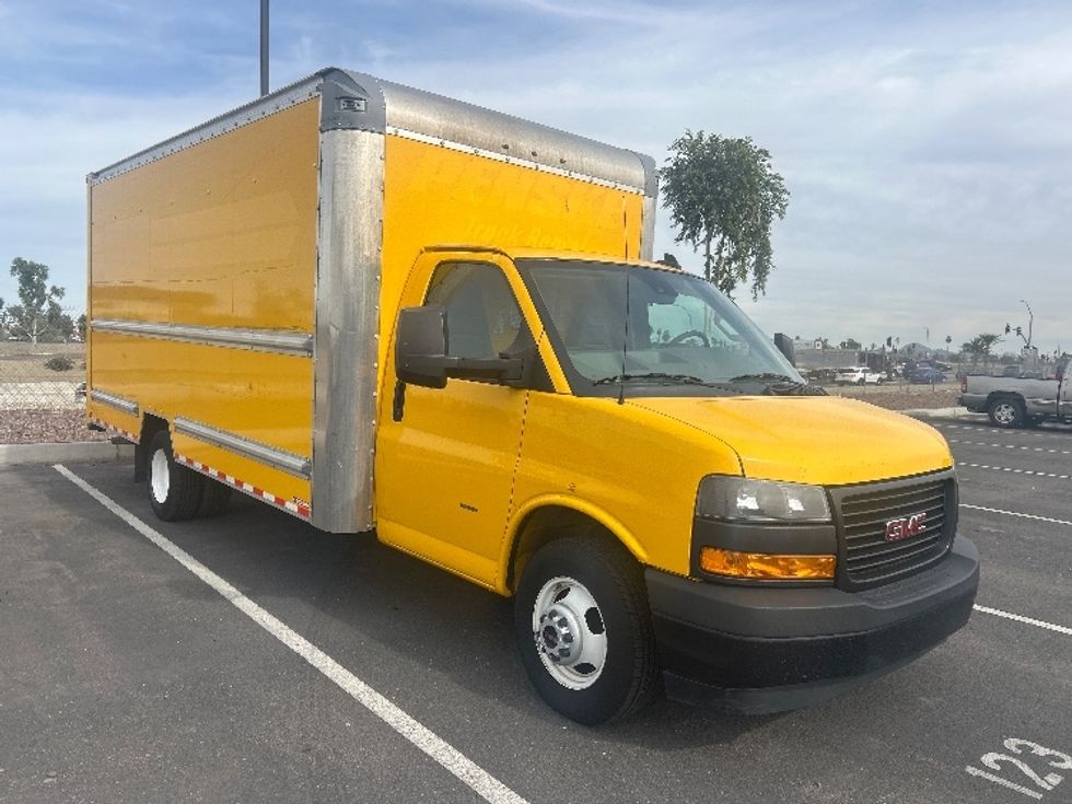 Light Duty Box Truck-Light and Medium Duty Trucks-GMC-2021-Savana G33903-Phoenix-AZ-108,653\n\t\tmiles-$ 23,500 - Image 1
