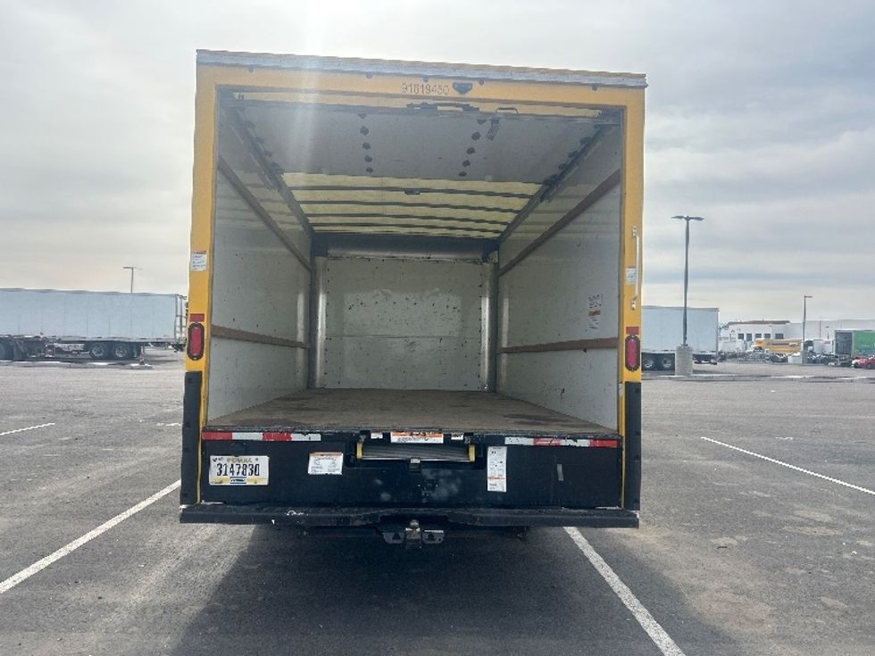 Light Duty Box Truck-Light and Medium Duty Trucks-GMC-2021-Savana G33903-Phoenix-AZ-108,653\n\t\tmiles-$ 23,500 - Image 7