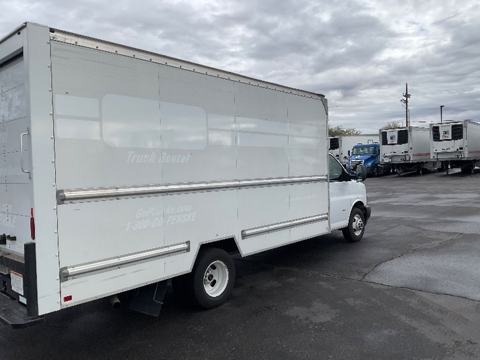 Light Duty Box Truck-Light and Medium Duty Trucks-GMC-2021-Savana G33903-Phoenix-AZ-108,700\n\t\tmiles-$ 26,250 - Image 12