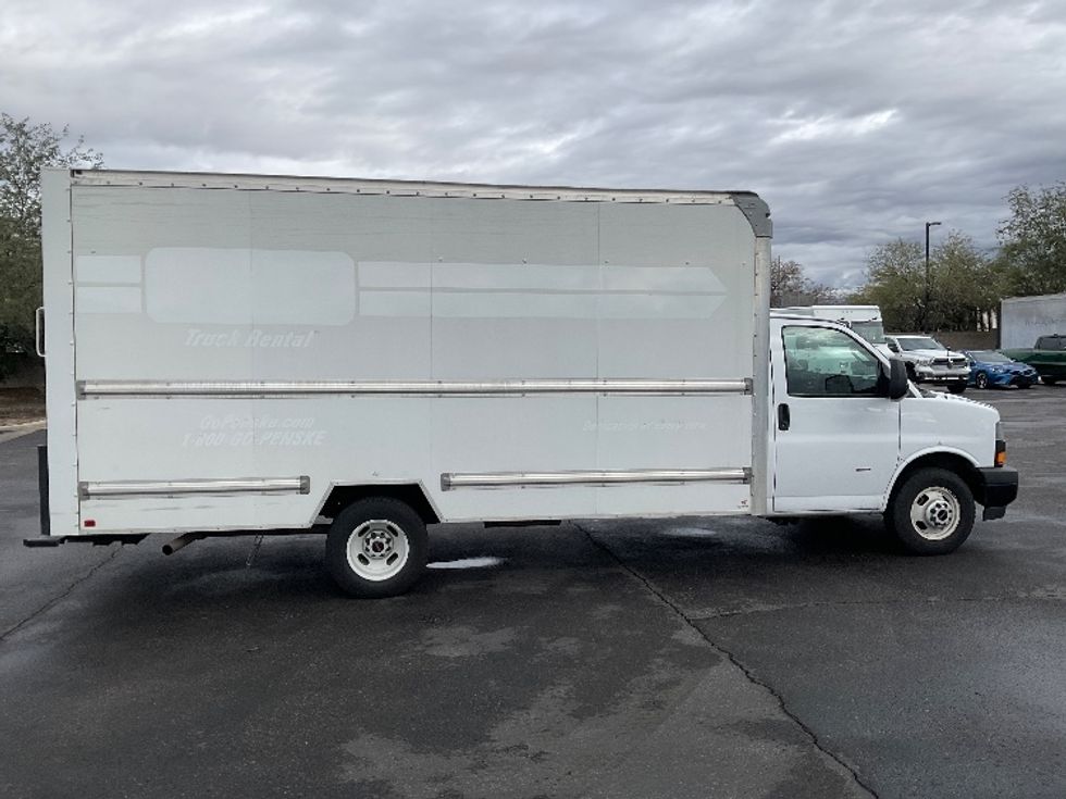 Light Duty Box Truck-Light and Medium Duty Trucks-GMC-2021-Savana G33903-Phoenix-AZ-108,700\n\t\tmiles-$ 26,250 - Image 14