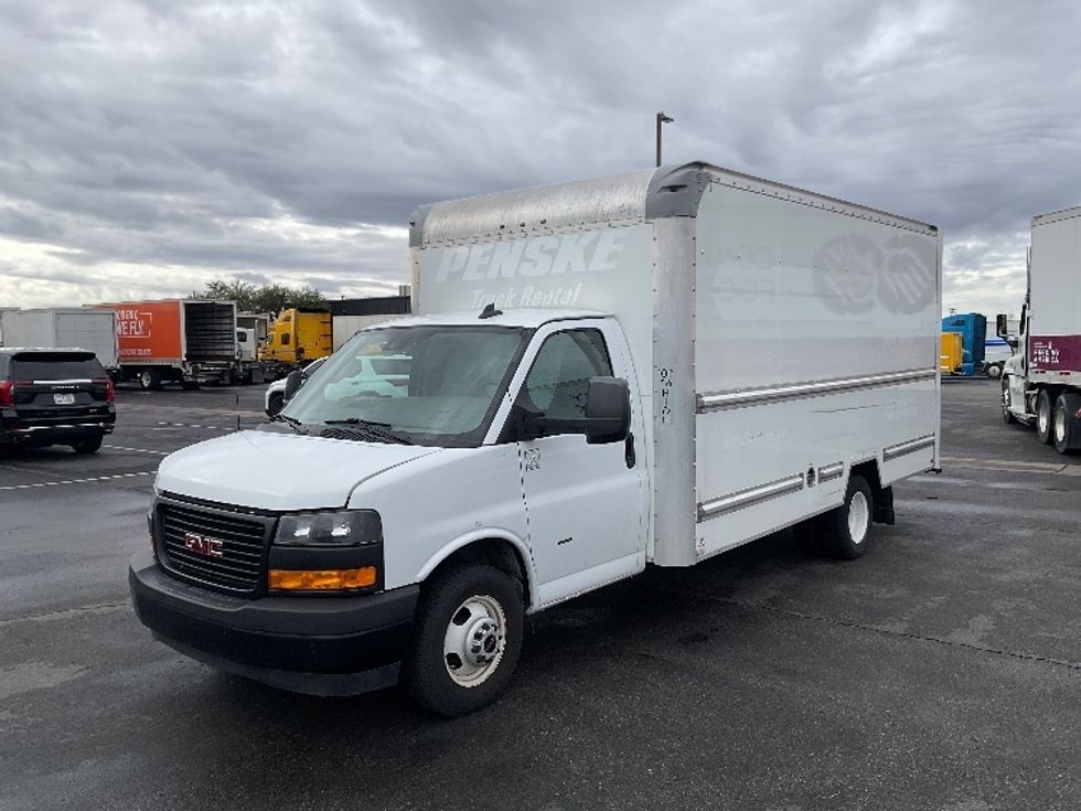 Light Duty Box Truck-Light and Medium Duty Trucks-GMC-2021-Savana G33903-Phoenix-AZ-108,700\n\t\tmiles-$ 26,250 - Image 3