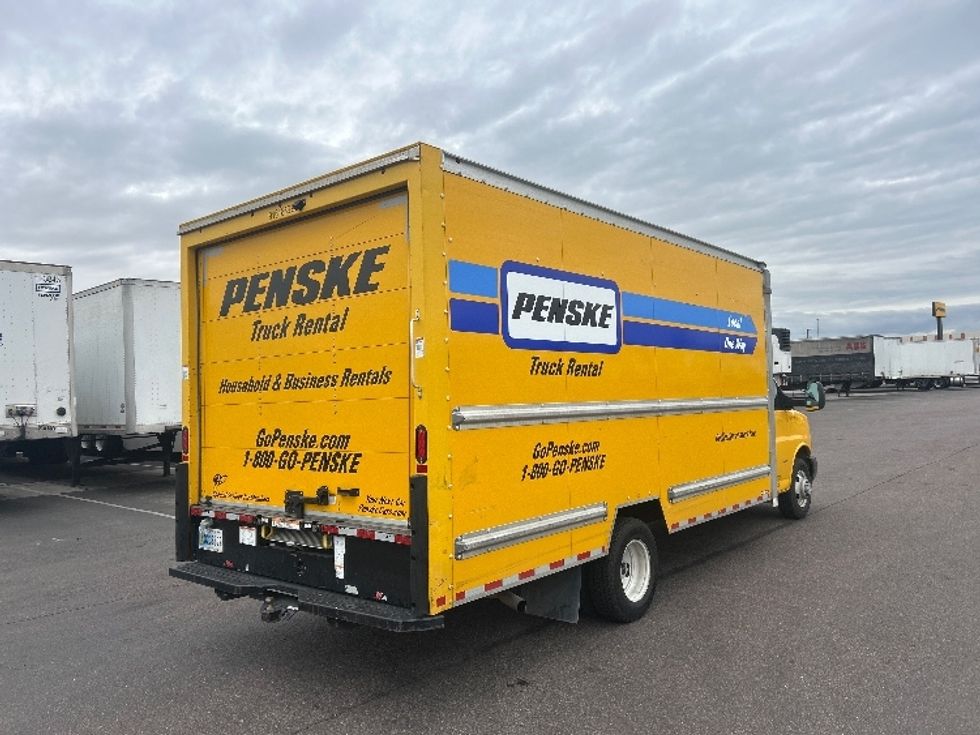 Light Duty Box Truck-Light and Medium Duty Trucks-GMC-2021-Savana G33903-Phoenix-AZ-115,169\n\t\tmiles-$ 26,000 - Image 13