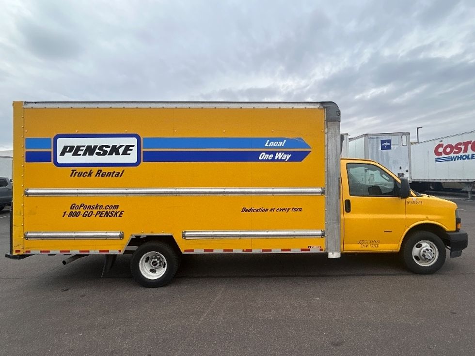 Light Duty Box Truck-Light and Medium Duty Trucks-GMC-2021-Savana G33903-Phoenix-AZ-115,169\n\t\tmiles-$ 26,000 - Image 15