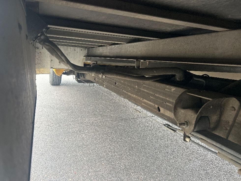 Light Duty Box Truck-Light and Medium Duty Trucks-GMC-2021-Savana G33903-Phoenix-AZ-115,169\n\t\tmiles-$ 26,000 - Image 5