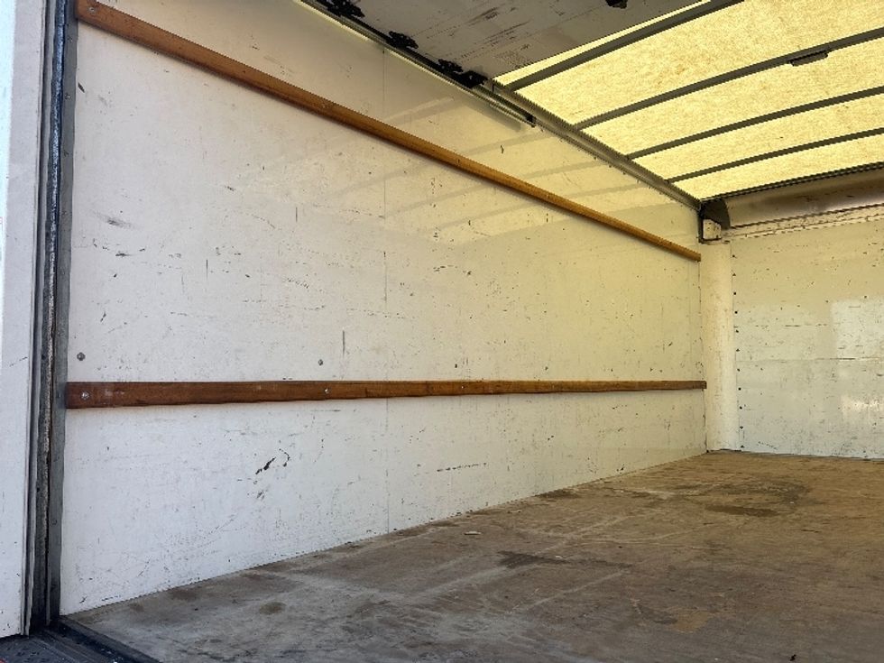 Light Duty Box Truck-Light and Medium Duty Trucks-GMC-2021-Savana G33903-Phoenix-AZ-117,012\n\t\tmiles-$ 25,500 - Image 10