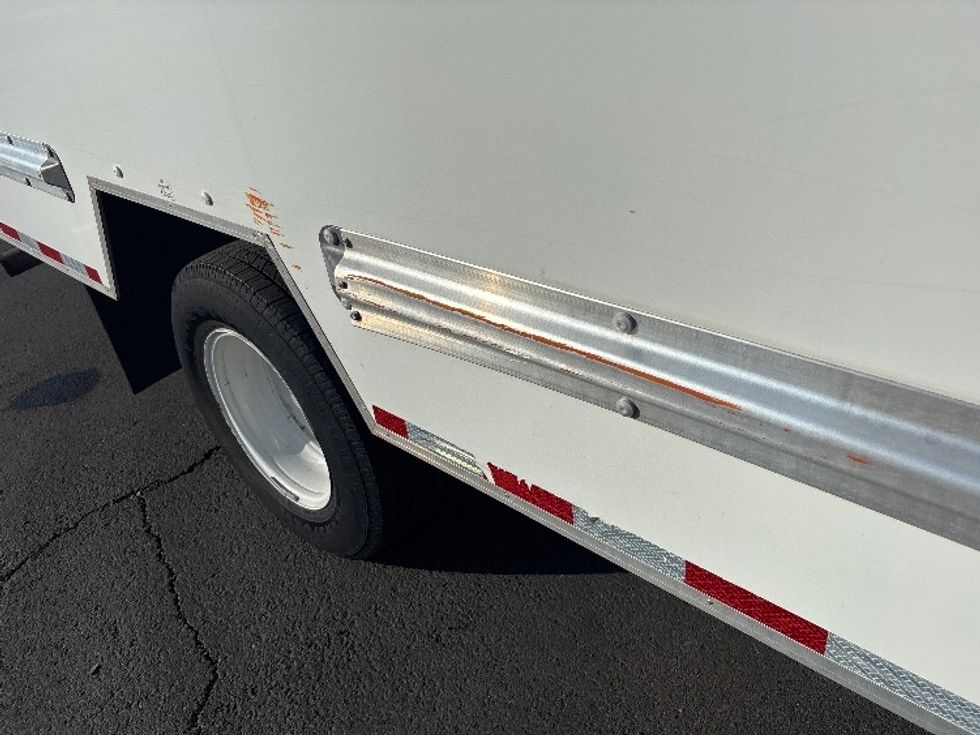Light Duty Box Truck-Light and Medium Duty Trucks-GMC-2021-Savana G33903-Phoenix-AZ-117,012\n\t\tmiles-$ 25,500 - Image 25