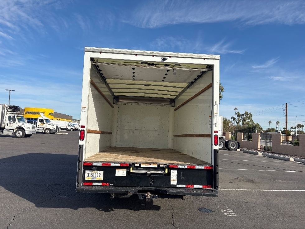 Light Duty Box Truck-Light and Medium Duty Trucks-GMC-2021-Savana G33903-Phoenix-AZ-117,012\n\t\tmiles-$ 25,500 - Image 8