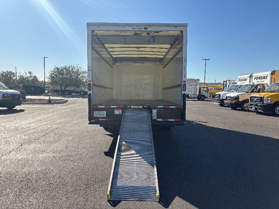 Light Duty Box Truck-Light and Medium Duty Trucks-GMC-2021-Savana G33903-Phoenix-AZ-117,012\n\t\tmiles-$ 25,500 - Image 9