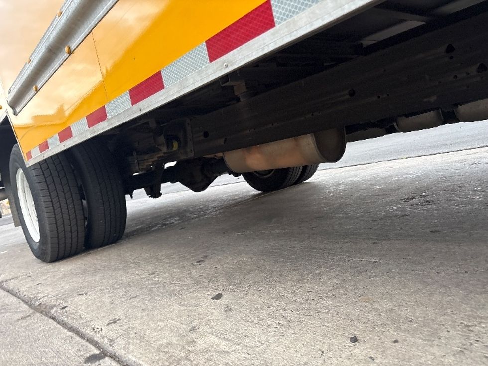 Light Duty Box Truck-Light and Medium Duty Trucks-GMC-2021-Savana G33903-Phoenix-AZ-131,283\n\t\tmiles-$ 21,000 - Image 13