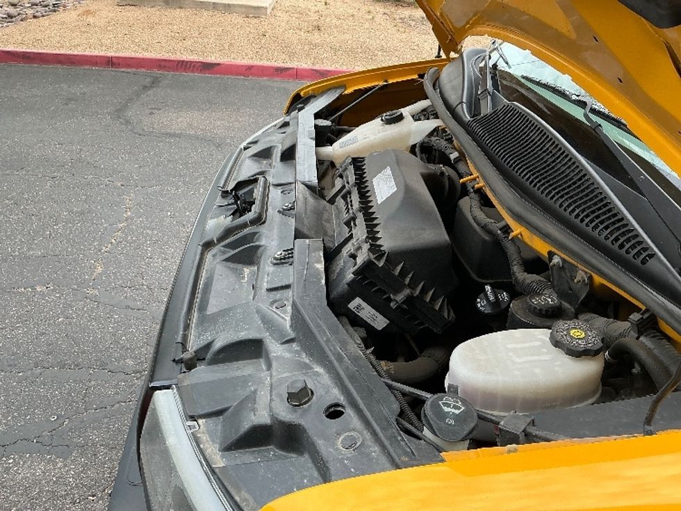 Light Duty Box Truck-Light and Medium Duty Trucks-GMC-2021-Savana G33903-Phoenix-AZ-131,283\n\t\tmiles-$ 21,000 - Image 23