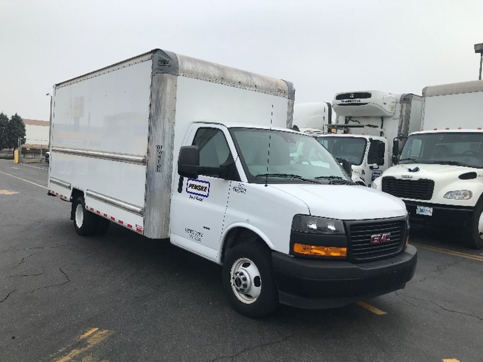 Light Duty Box Truck-Light and Medium Duty Trucks-GMC-2021-Savana G33903-Phoenix-AZ-56,498\n\t\tmiles-$ 35,750 - Image 1