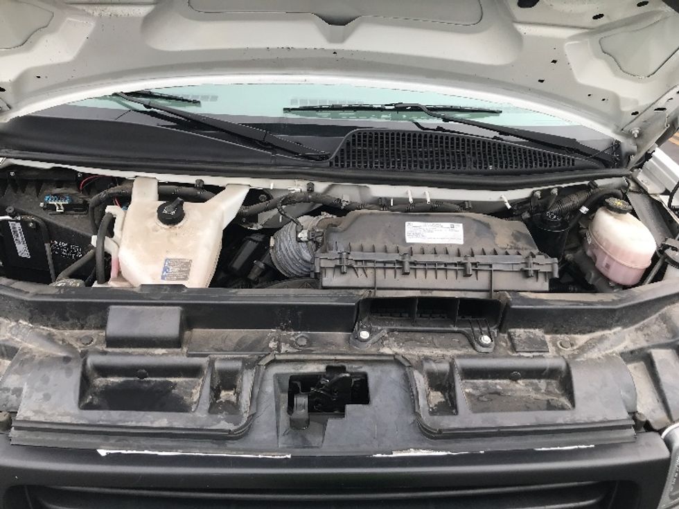 Light Duty Box Truck-Light and Medium Duty Trucks-GMC-2021-Savana G33903-Phoenix-AZ-56,498\n\t\tmiles-$ 35,750 - Image 23