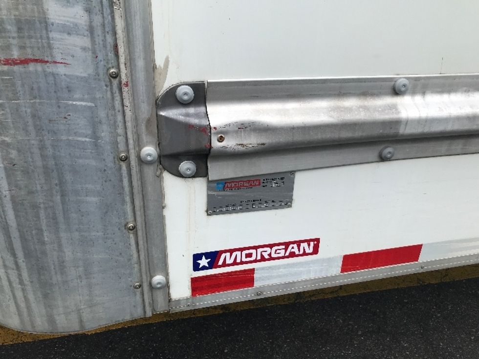 Light Duty Box Truck-Light and Medium Duty Trucks-GMC-2021-Savana G33903-Phoenix-AZ-56,498\n\t\tmiles-$ 35,750 - Image 25