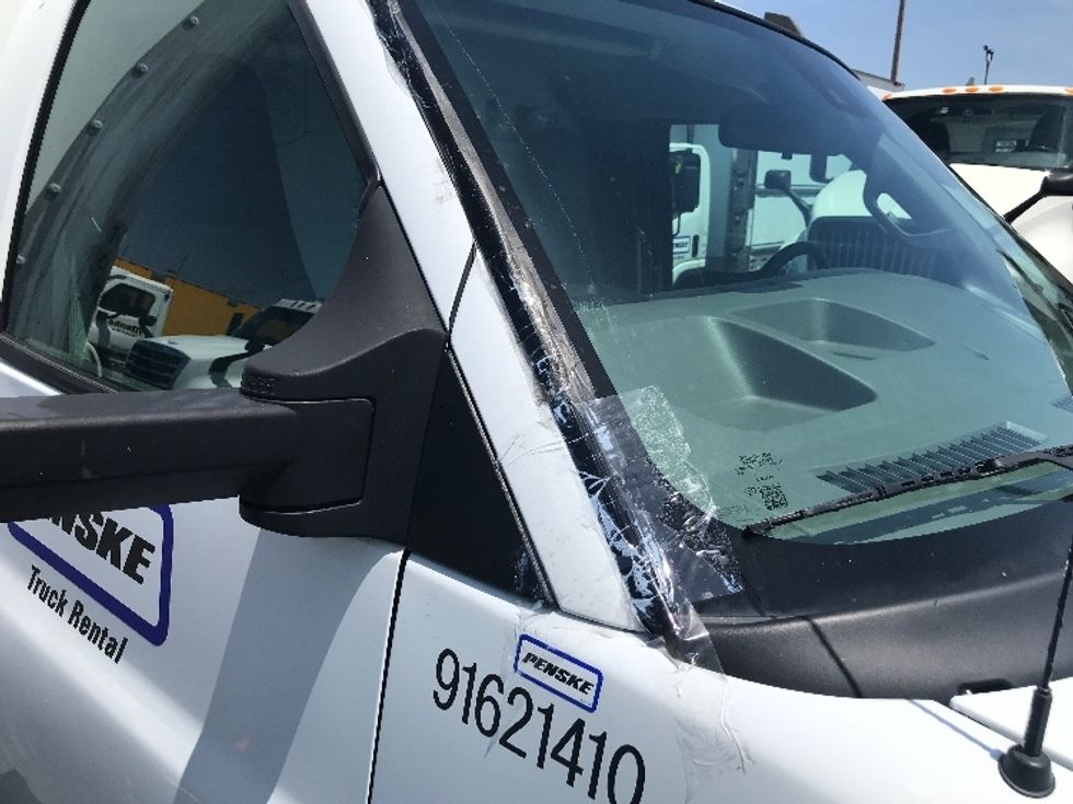 Light Duty Box Truck-Light and Medium Duty Trucks-GMC-2021-Savana G33903-Phoenix-AZ-56,498\n\t\tmiles-$ 35,750 - Image 29