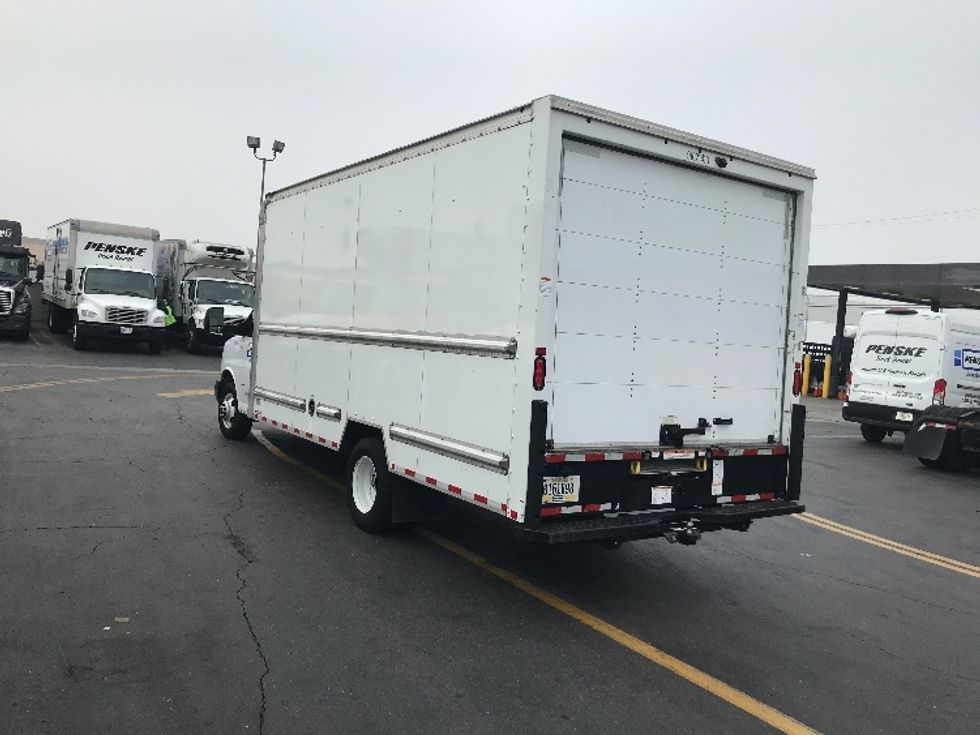 Light Duty Box Truck-Light and Medium Duty Trucks-GMC-2021-Savana G33903-Phoenix-AZ-56,498\n\t\tmiles-$ 35,750 - Image 6