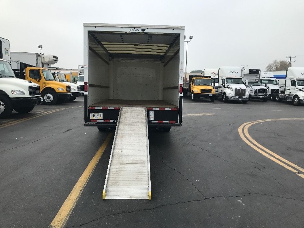 Light Duty Box Truck-Light and Medium Duty Trucks-GMC-2021-Savana G33903-Phoenix-AZ-56,498\n\t\tmiles-$ 35,750 - Image 9