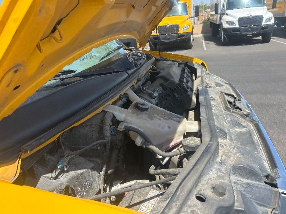 Light Duty Box Truck-Light and Medium Duty Trucks-GMC-2021-Savana G33903-Phoenix-AZ-65,616\n\t\tmiles-$ 28,500 - Image 23