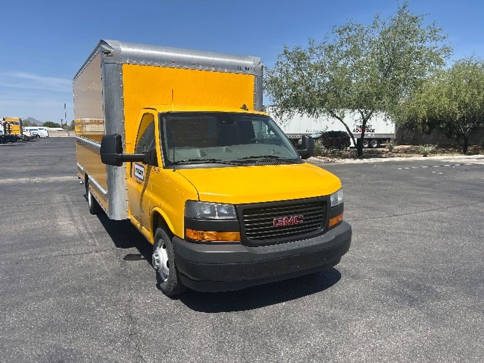 Light Duty Box Truck-Light and Medium Duty Trucks-GMC-2021-Savana G33903-Phoenix-AZ-73,623\n\t\tmiles-$ 26,000 - Image 1